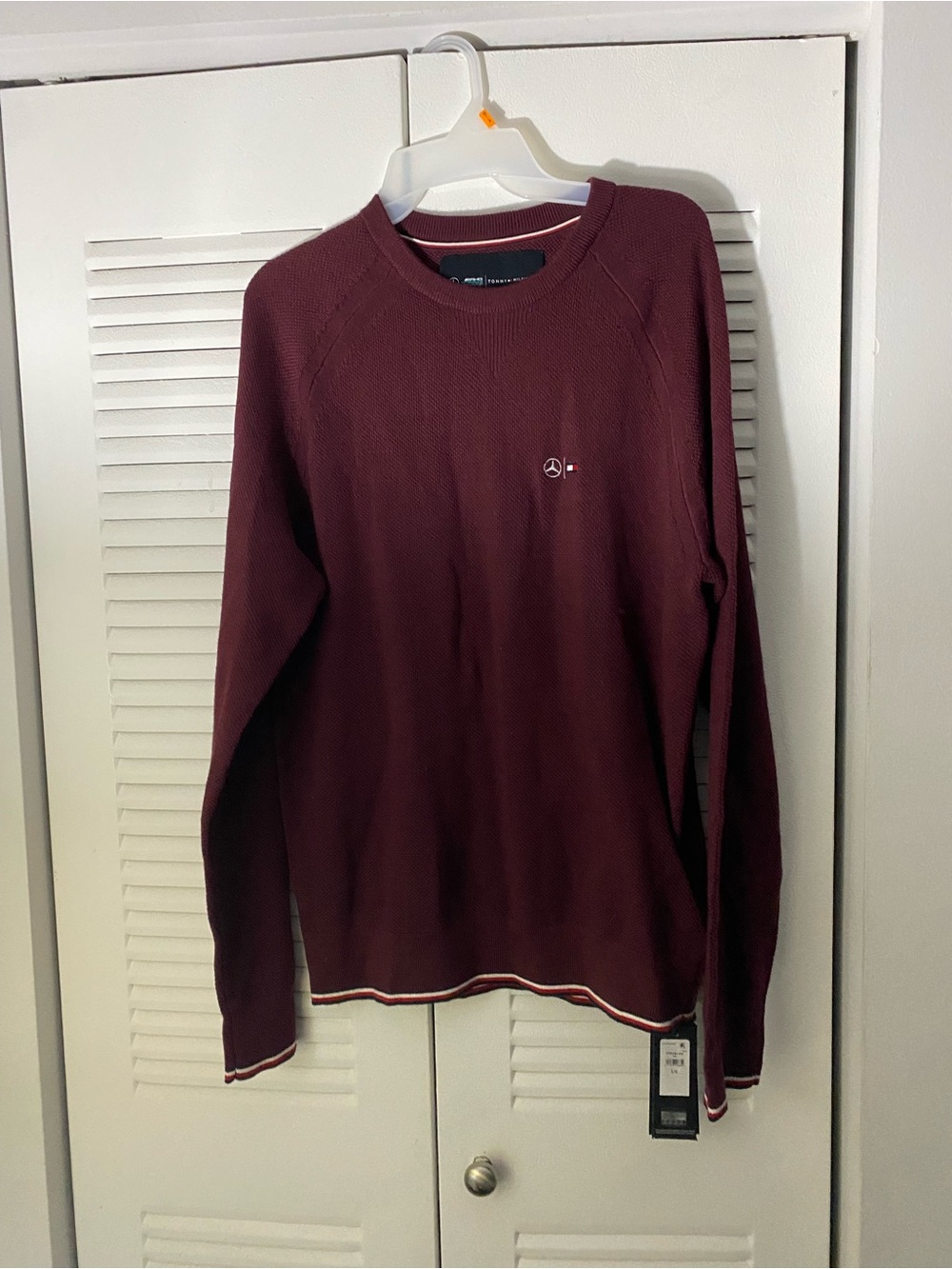 Tommy Hilfiger Men's Crewneck Sweater in Burgundy with Contrast Trim